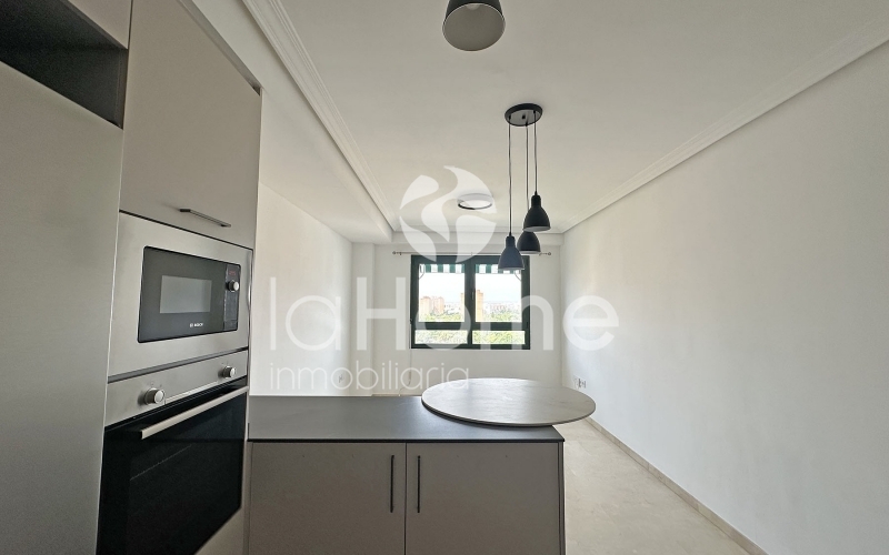 APPARTEMENT À LOUER À VALENCE