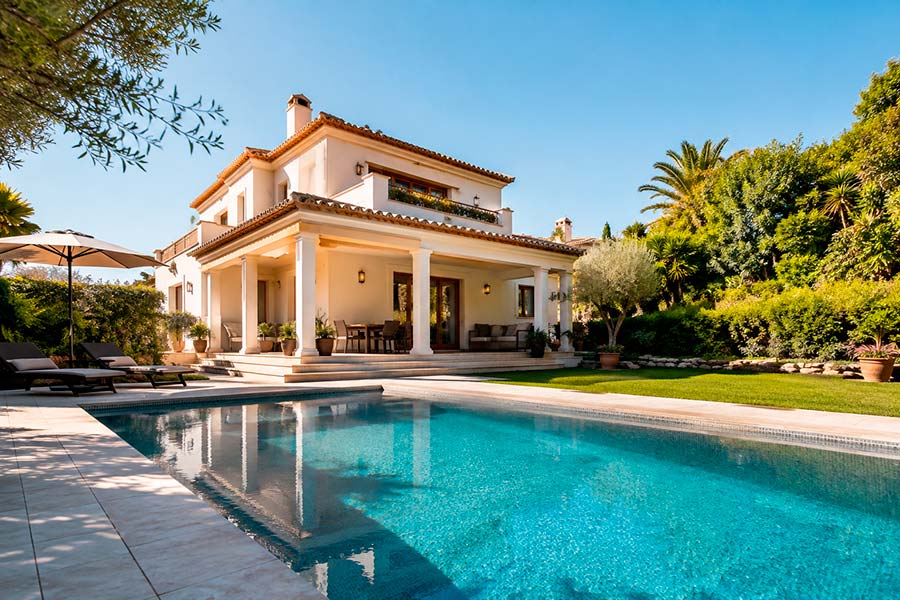 Comment vendre une maison avec piscine à Valence