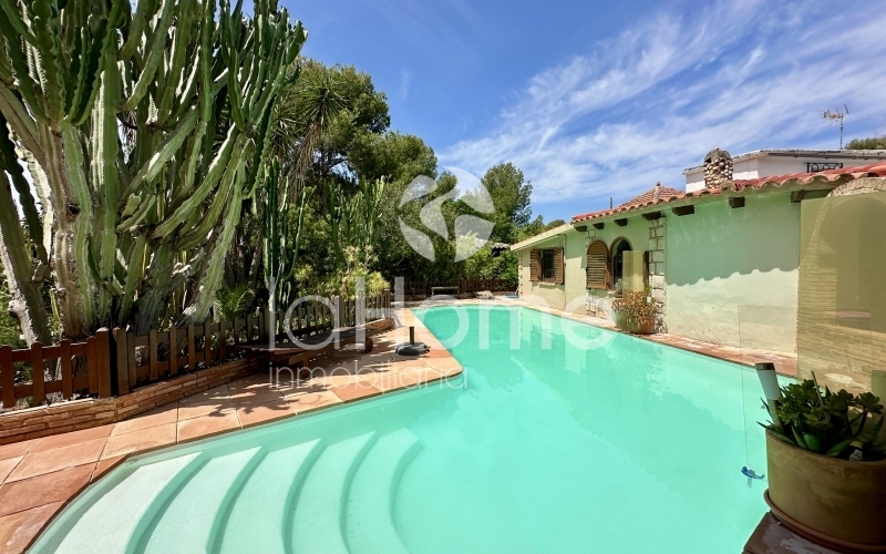 CHALET INDEPENDIENTE EN VENTA EN LA CAÑADA