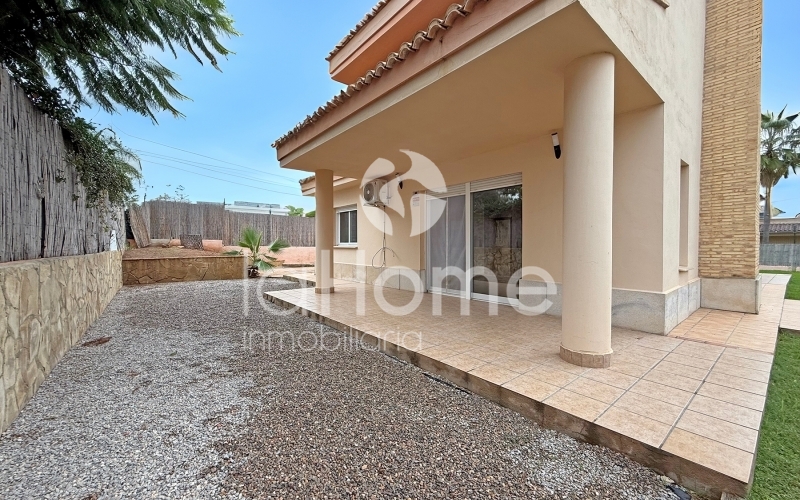 CHALET INDEPENDIENTE EN VENTA EN EL PERIGALL, BÉTERA